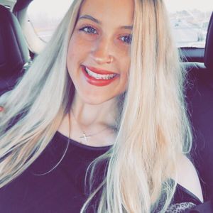 Meet your Posher, Dana